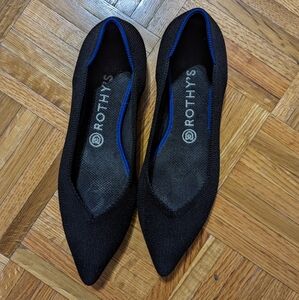 Black size 9 Rothy's